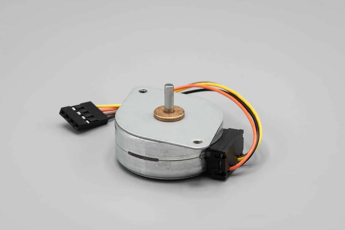 12V DC PM Stepper Motor